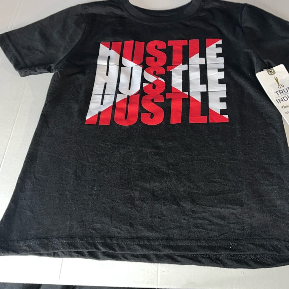 Boys “HUSTLE” Tee- Size 10/12